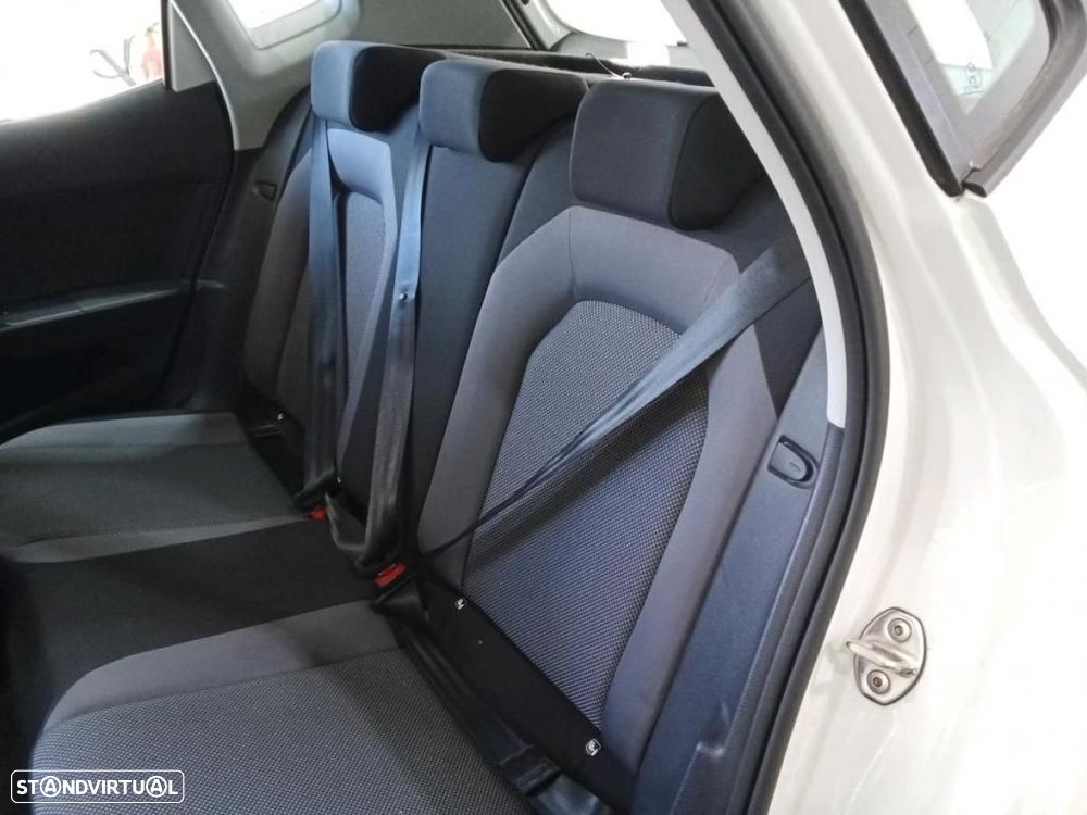 SEAT Arona 1.6 TDI Style - 4