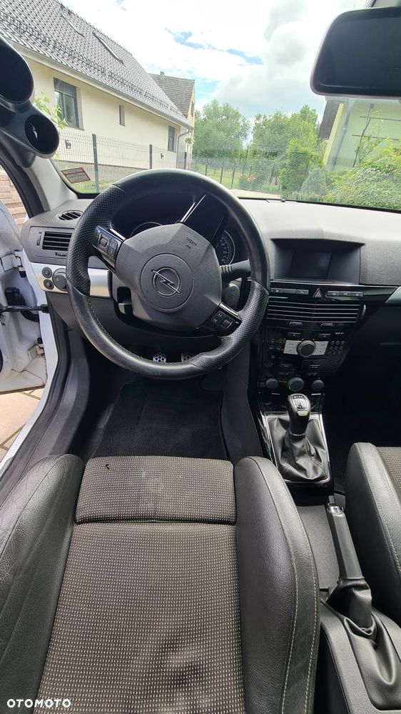 Opel Astra 2.0 Turbo Cosmo - 16