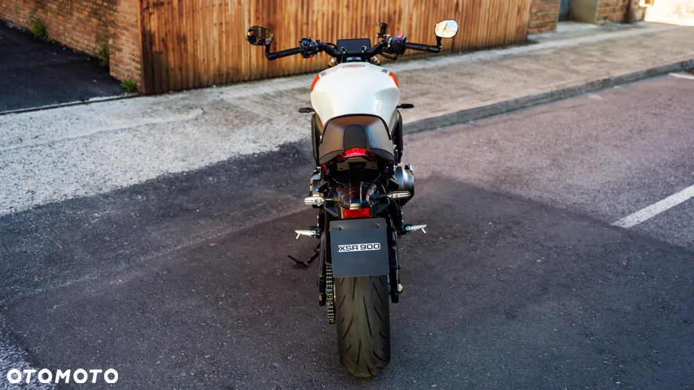 Yamaha XSR - 2
