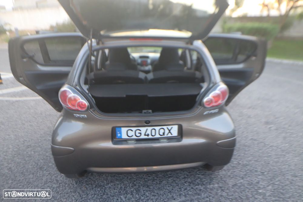 Toyota Aygo 1.0 X-Play+AC+X-Touch - 33