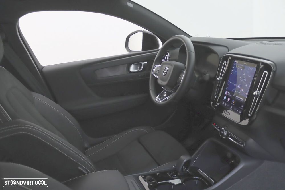 Volvo C40 Recharge 82 kWh Twin Motor Plus - 7