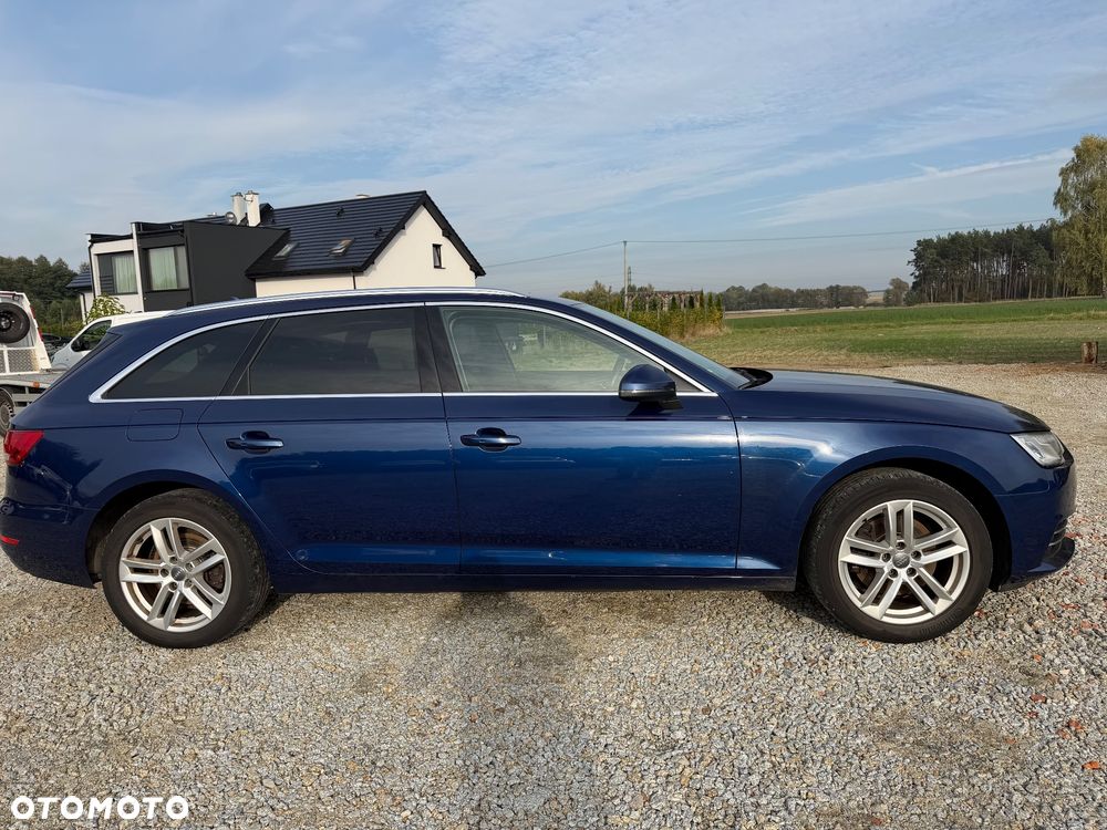 Audi A4 Avant - 2