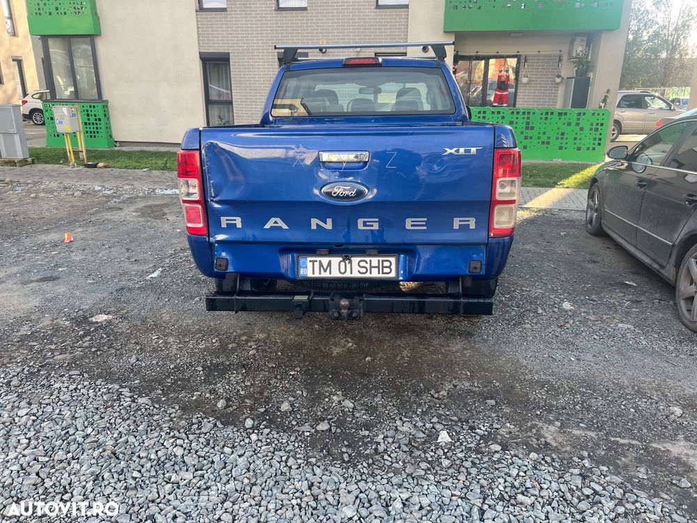 Ford Ranger Pick-Up 2.2 TDCi 4x4 Cabina Dubla XLT - 6