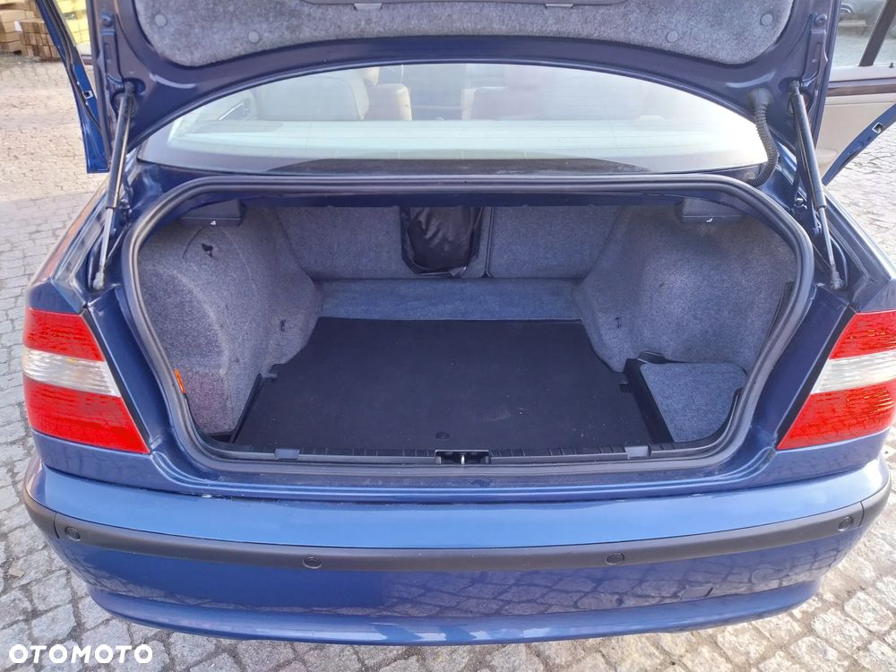 BMW Seria 3 330d - 10