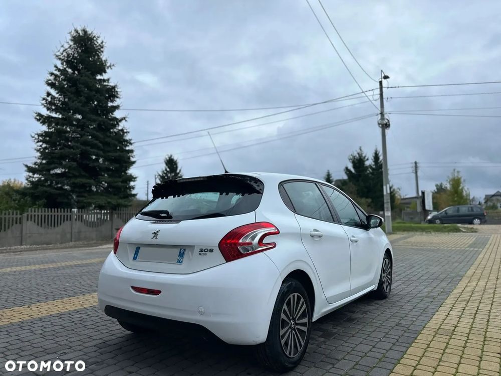 Peugeot 208 e-HDi FAP 92 Stop&Start Allure - 14