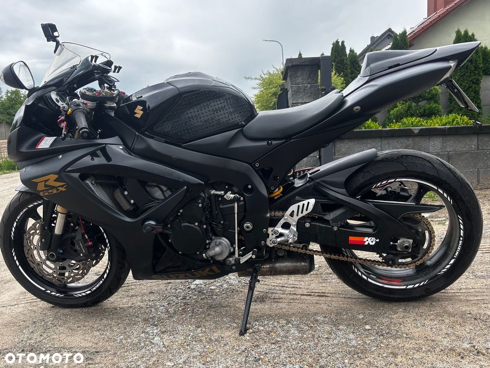 Suzuki GSX-R - 3