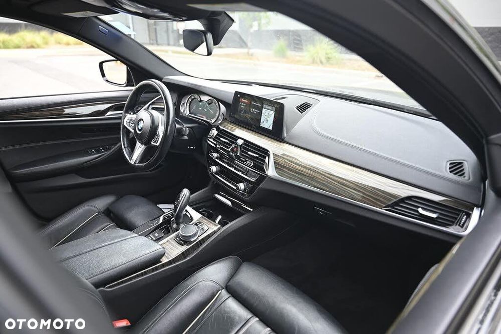 BMW Seria 5 540i xDrive M Sport sport - 13