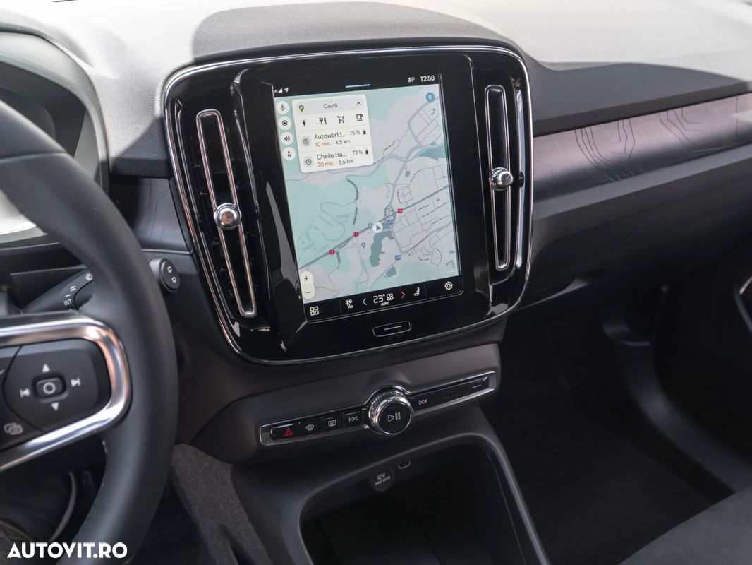 Volvo XC 40 Recharge Twin Motor AWD Plus - 15