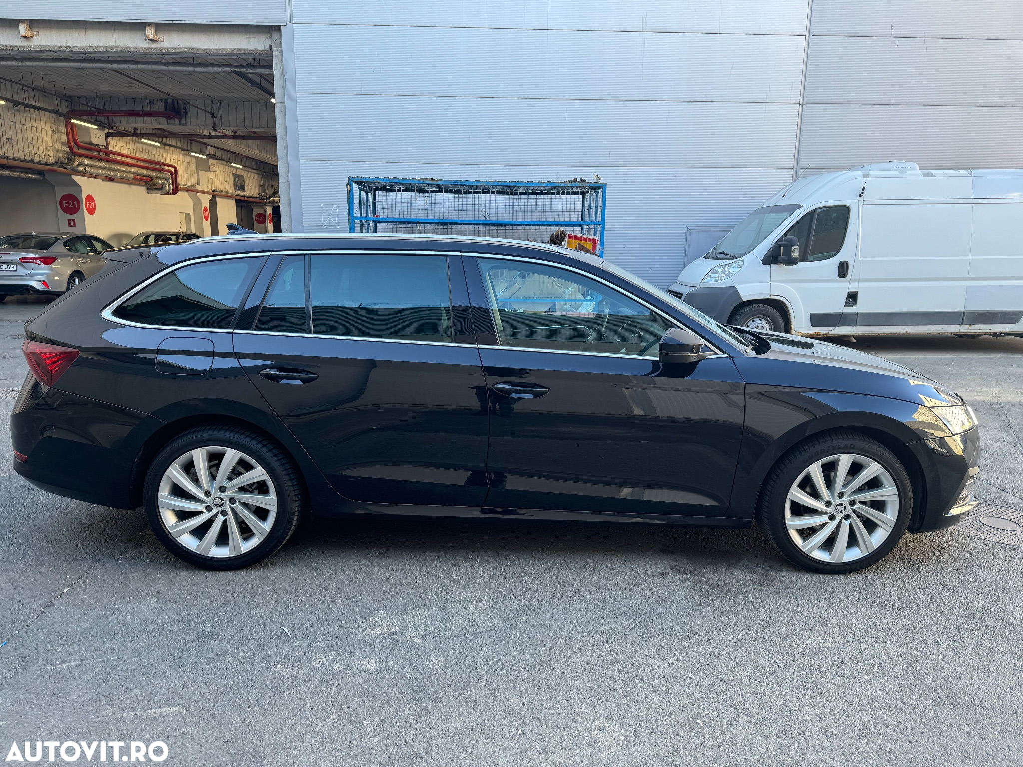 Skoda Octavia Combi Diesel 2.0 TDI DSG Ambition - 15