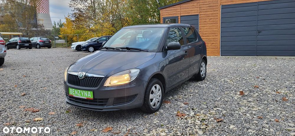 Skoda Fabia 1.2 HTP Ambiente - 1