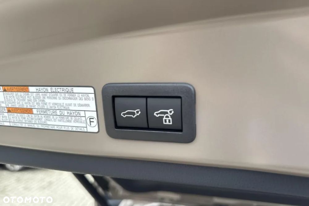 Toyota Corolla Cross 1.8 Hybrid Style - 25