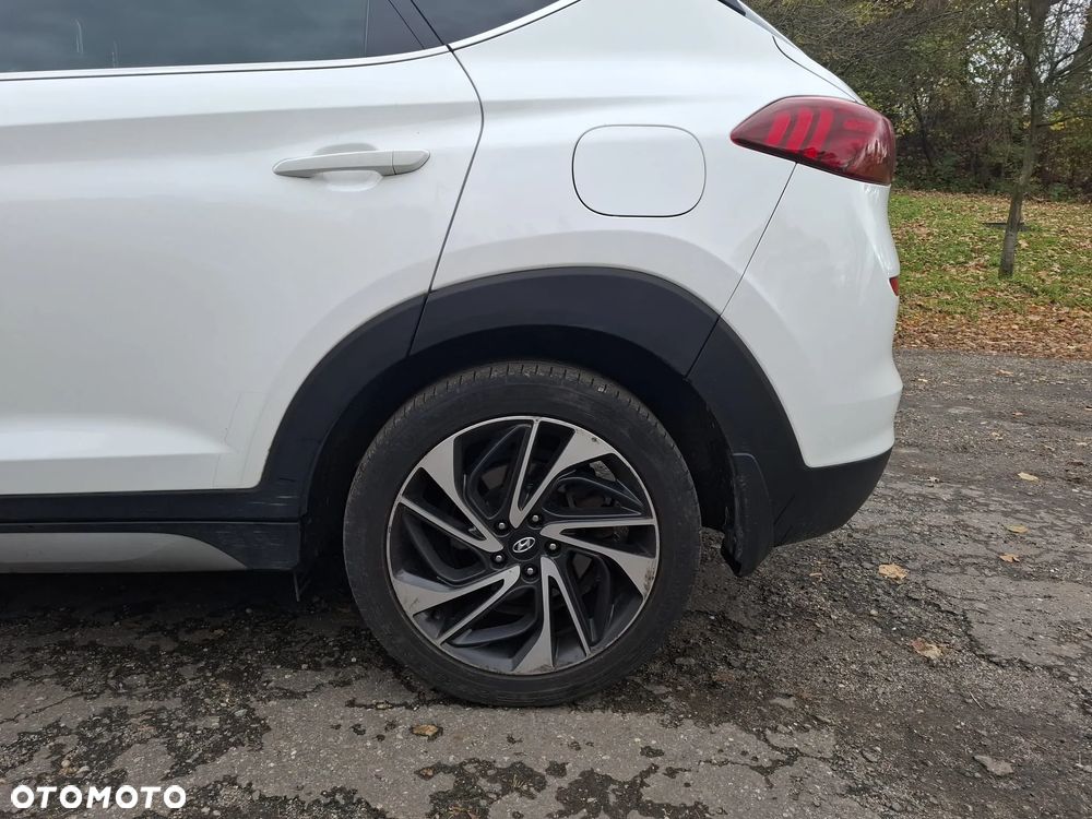 Hyundai Tucson 1.6 T-GDI Style 4WD DCT - 13