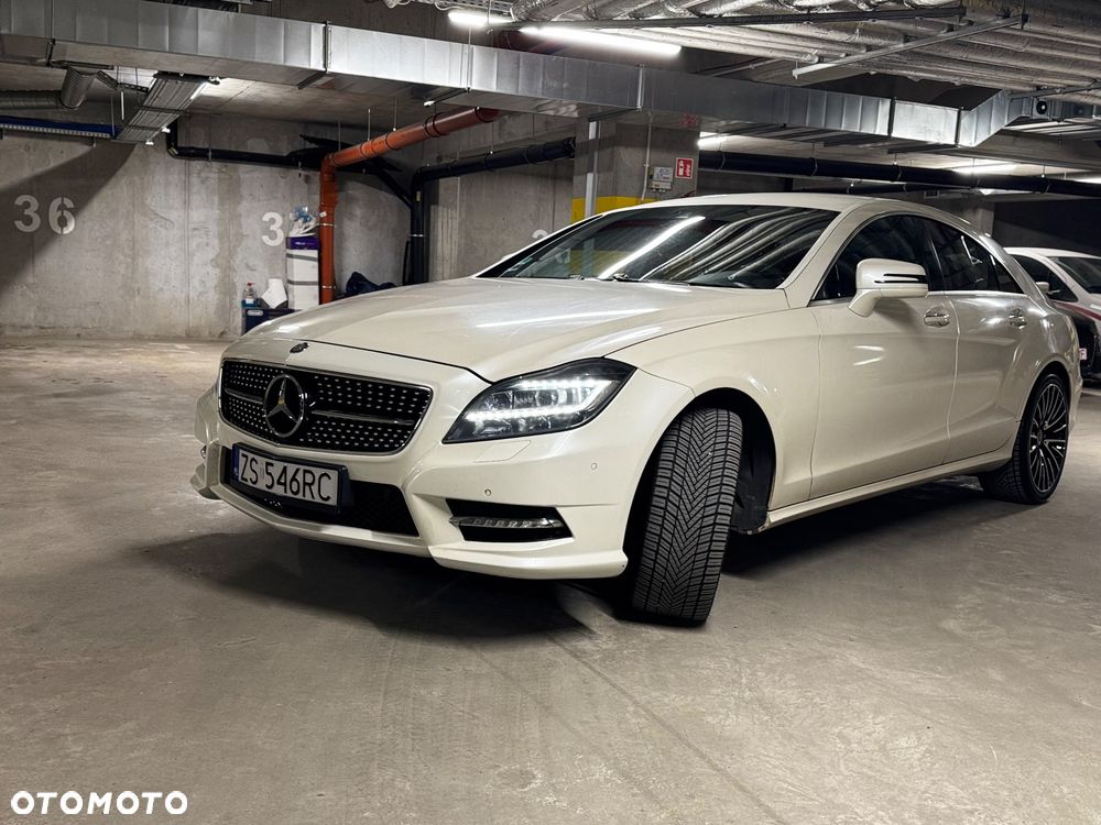 Mercedes-Benz CLS 350 CDI 4-Matic BlueEff - 12