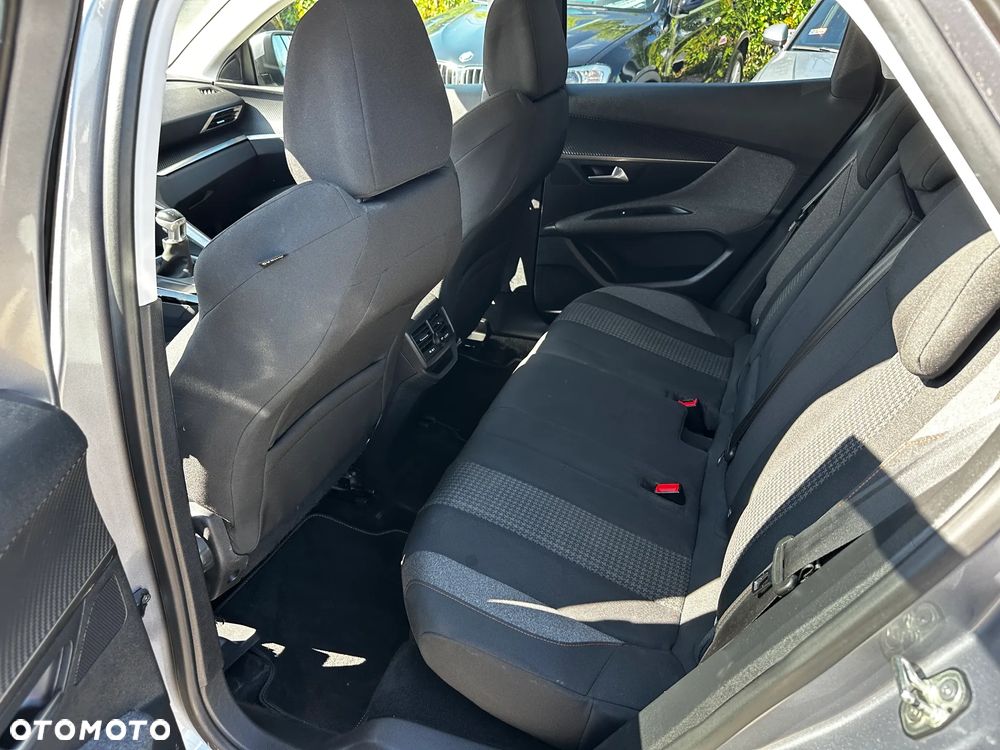 Peugeot 3008 - 22