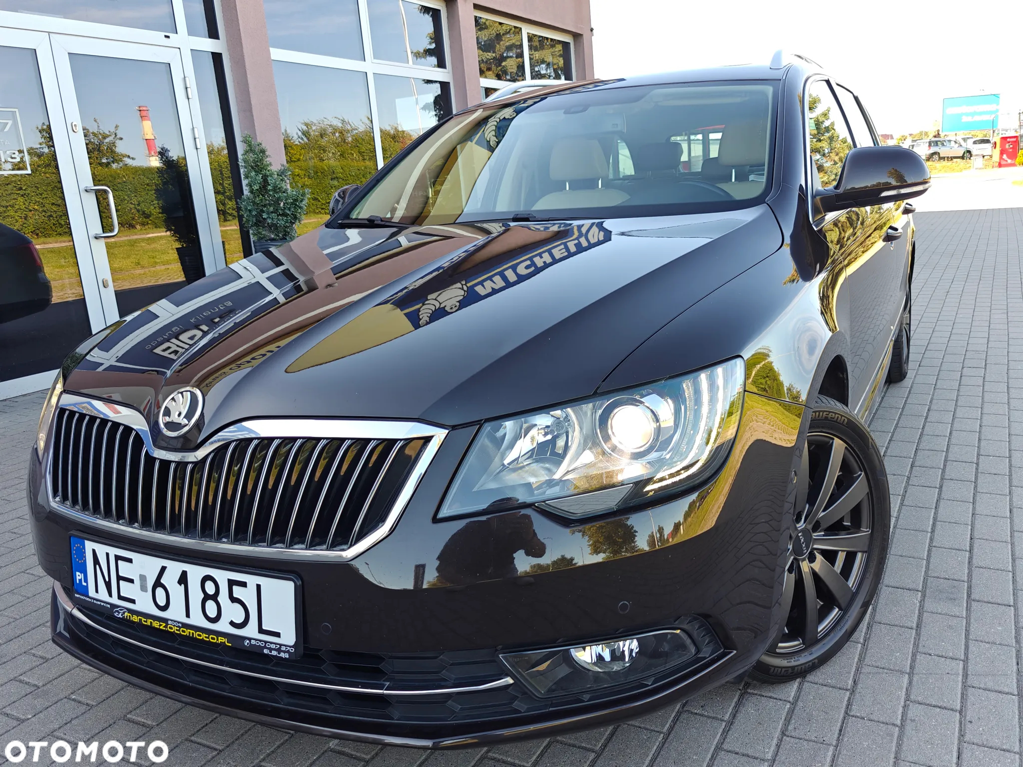 Skoda Superb 2.0 TDI 4x4 Platinum Outdoor DSG - 2