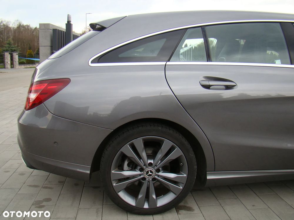 Mercedes-Benz CLA 200 UrbanStyle Edition - 12