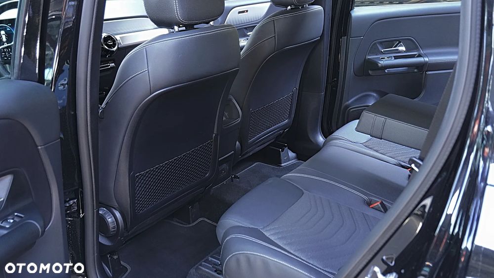 Mercedes-Benz GLB 200 7G-DCT - 18