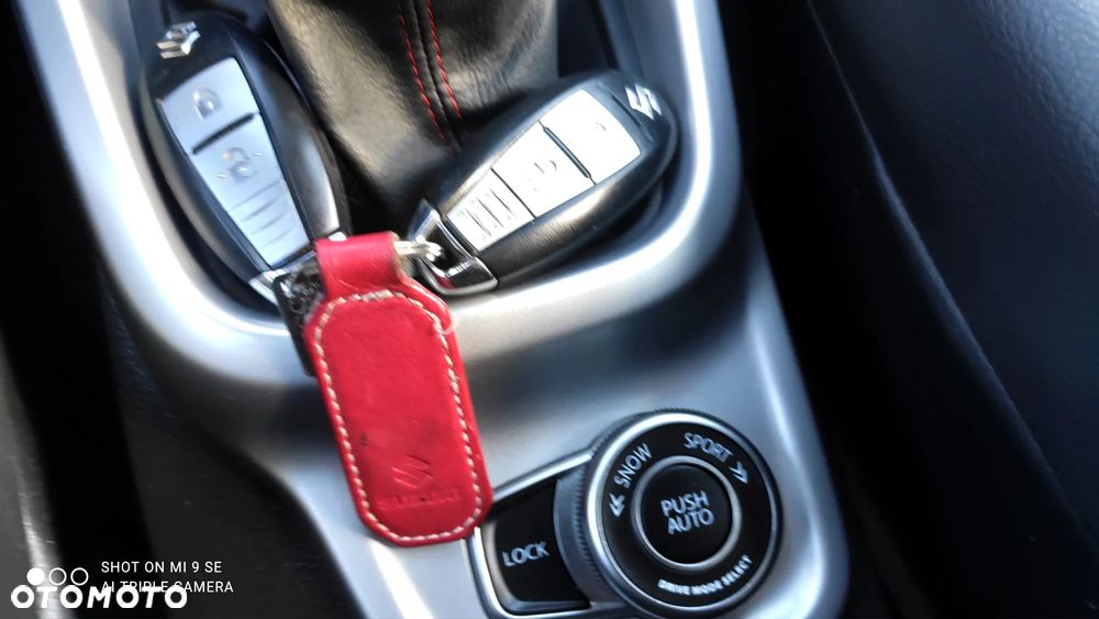 Suzuki Vitara 1.4 Boosterjet Premium 4WD - 29