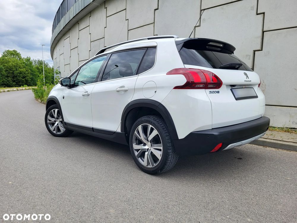 Peugeot 2008 - 6