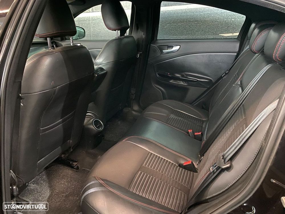 Alfa Romeo Giulietta 2.0 JTDm Distinctive - 7