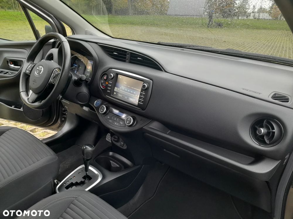 Toyota Yaris Hybrid 1.5 VVT-i Comfort - 13