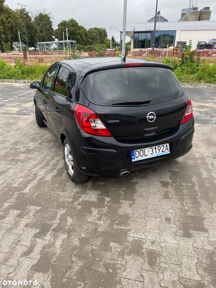 Opel Corsa 1.4 16V Satellite - 4