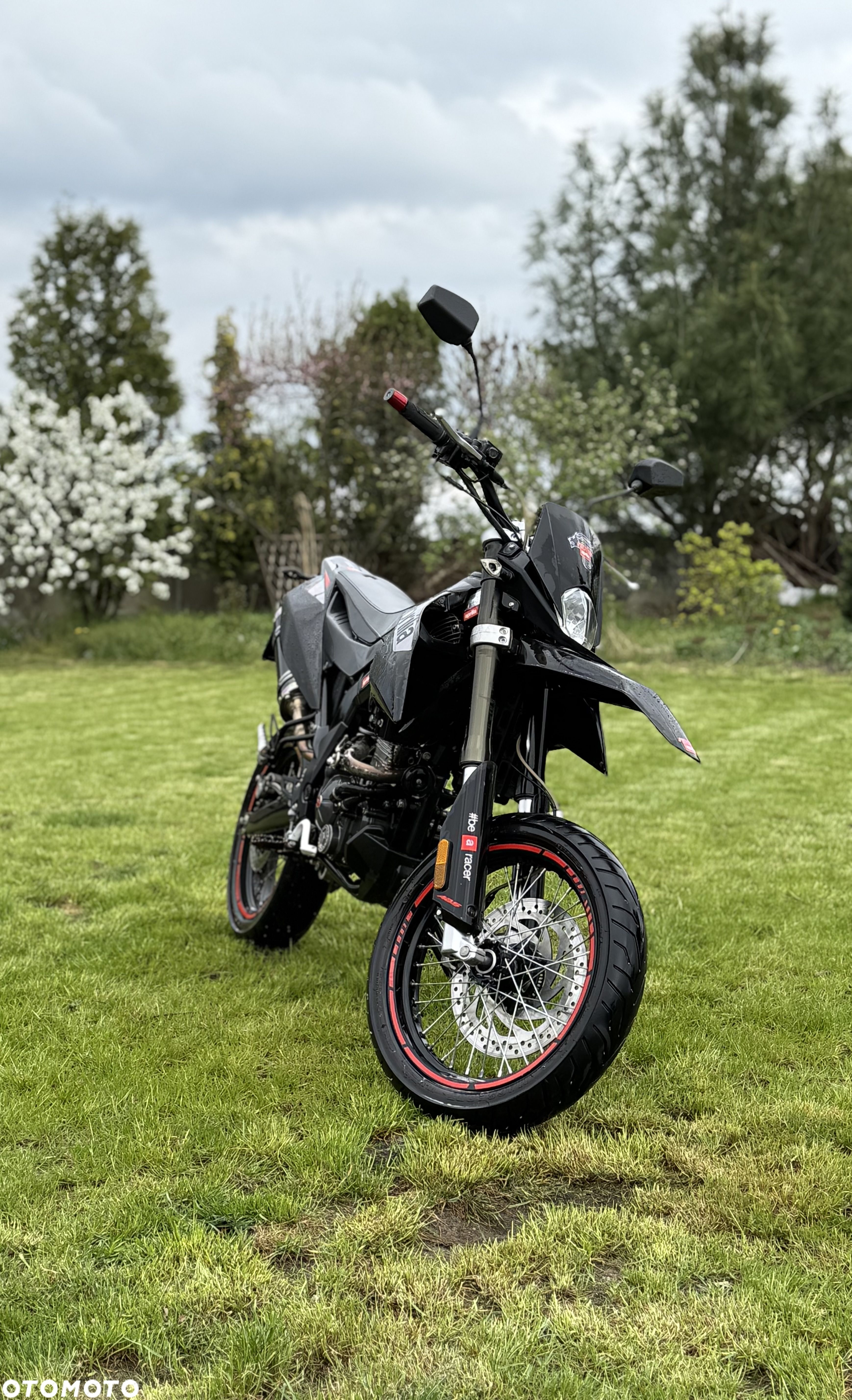Aprilia SX