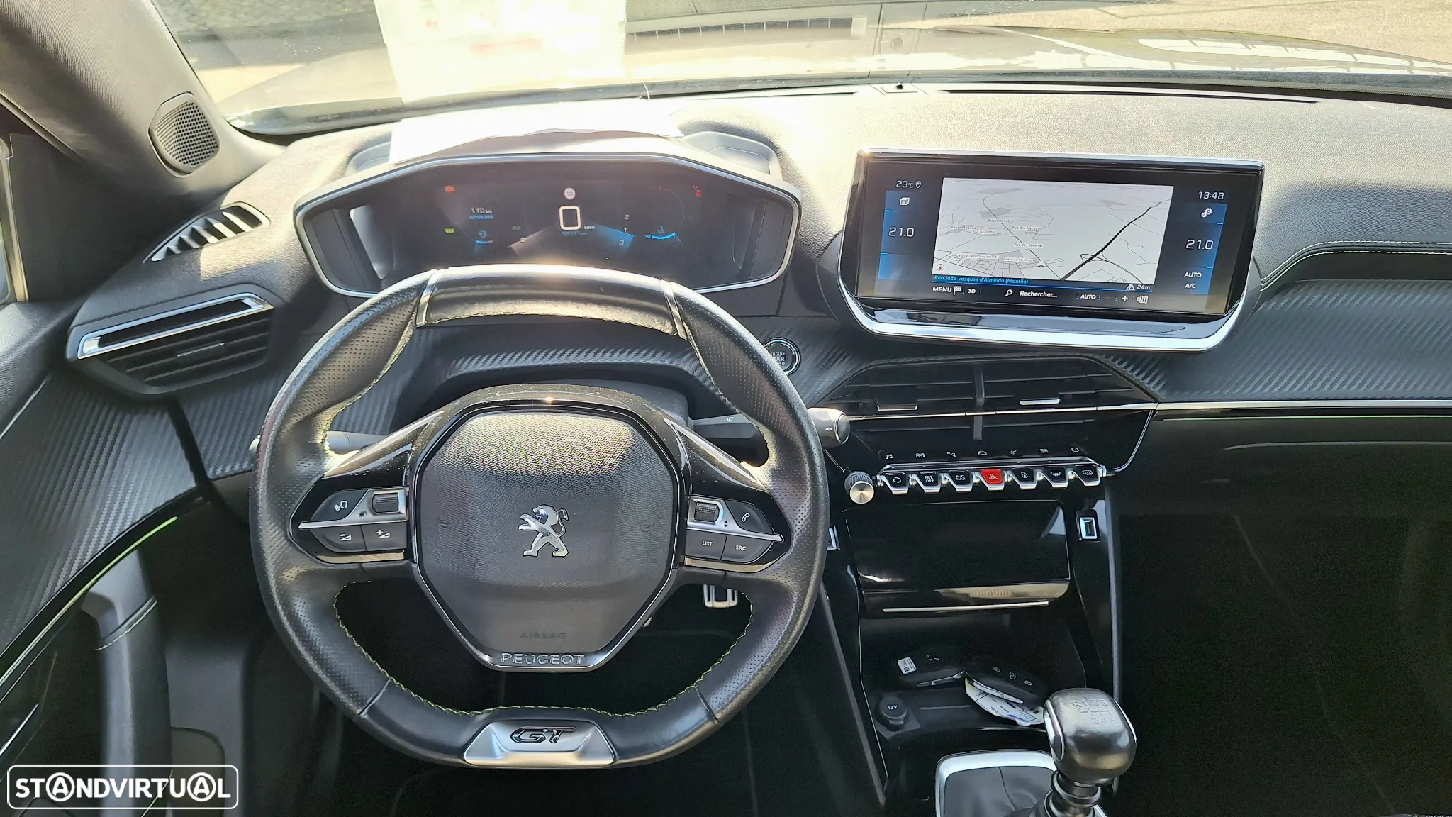 Peugeot 2008 1.5 BlueHDi GT Line - 25