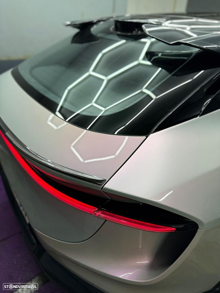 Lotus Eletre - 7
