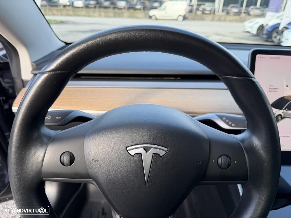 Tesla Model 3 Long-Range Dual Motor AWD - 21