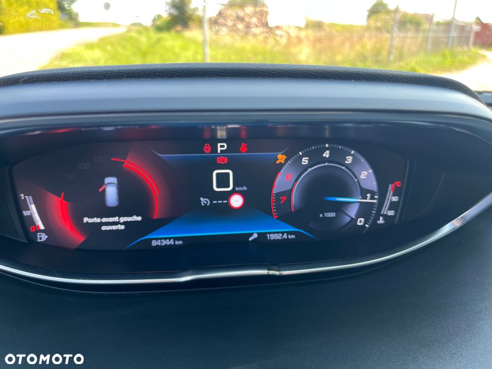 Peugeot 5008 PureTech 130 EAT8 Stop & Start Active - 17