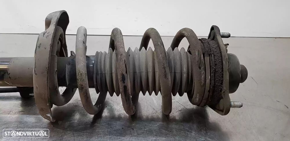 AMORTECEDOR FRONTAL DIREITO KIA CARENS IV 2016 -54660A4850 - 2