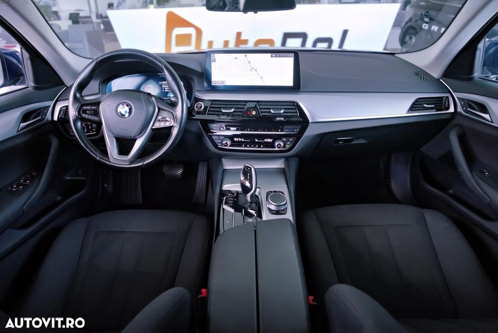 BMW Seria 5 520d Aut. - 17