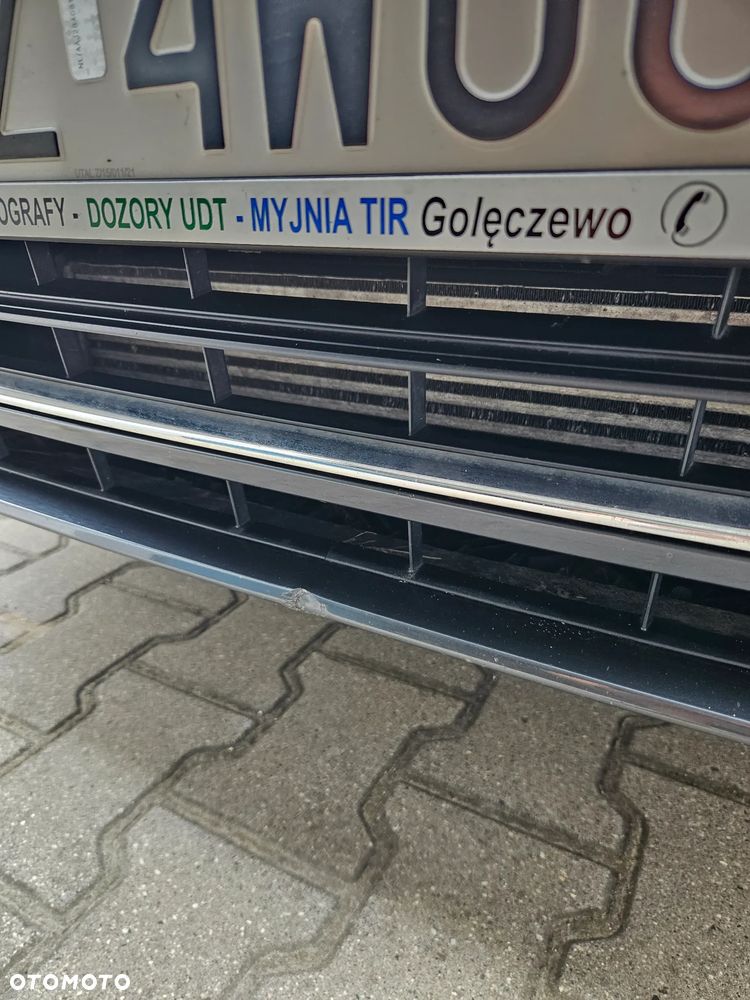 Audi A4 Avant 40 g-tron S tronic - 27