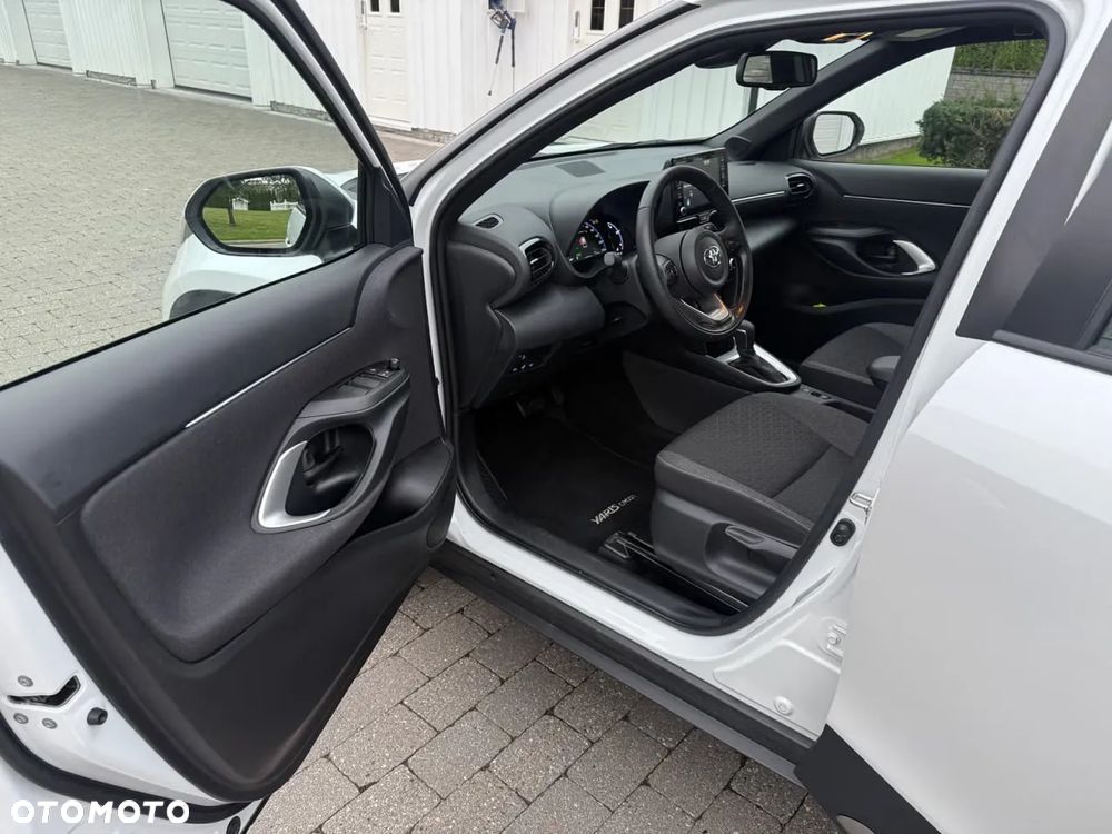 Toyota Yaris Cross Hybrid 1.5 Active - 29
