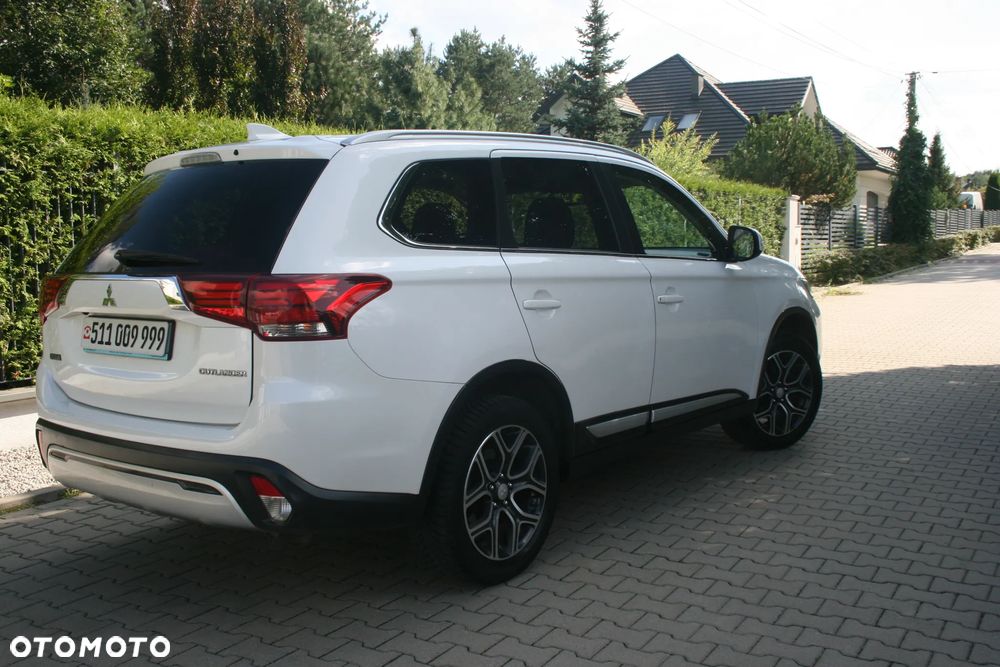 Mitsubishi Outlander 2020 photo 3