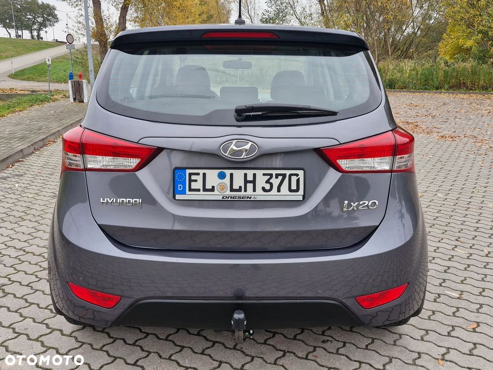 Hyundai Ix20 2016 photo 4