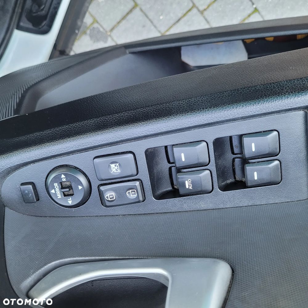 Kia Sportage 2.0 L 2WD - 24