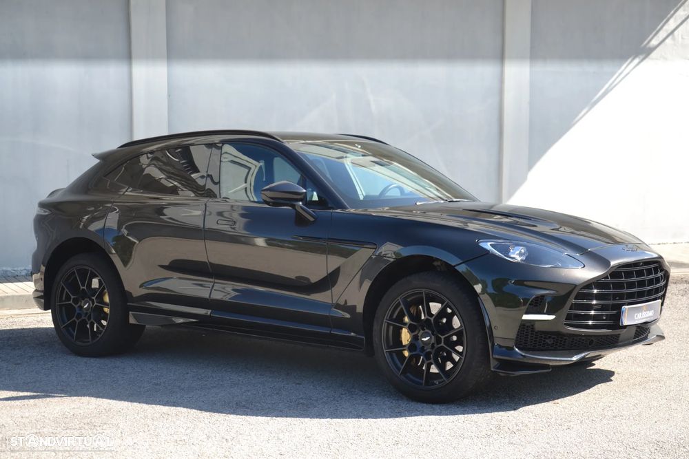 Aston Martin DBX 707 - 9