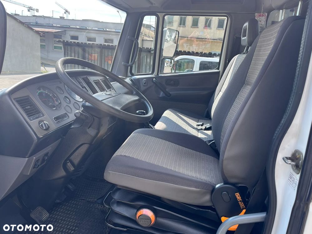 Nissan Atleon - 9