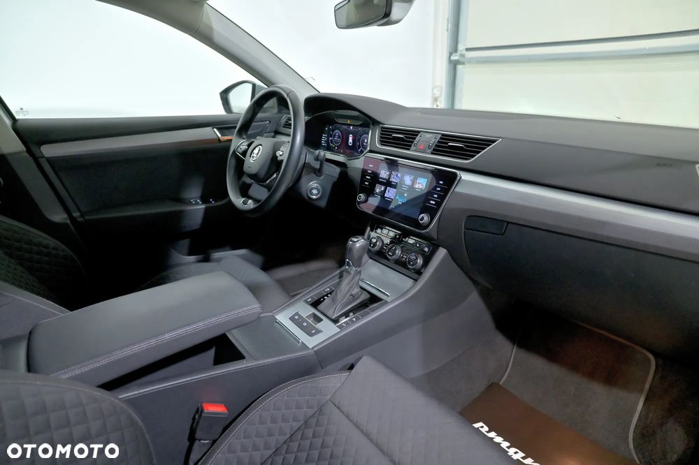 Skoda Superb 2.0 TDI SCR 4x4 Style DSG - 40