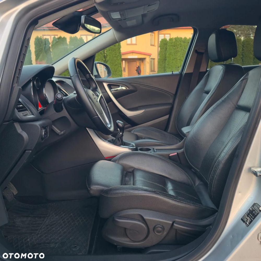 Opel Astra 1.7 CDTI DPF Cosmo - 23