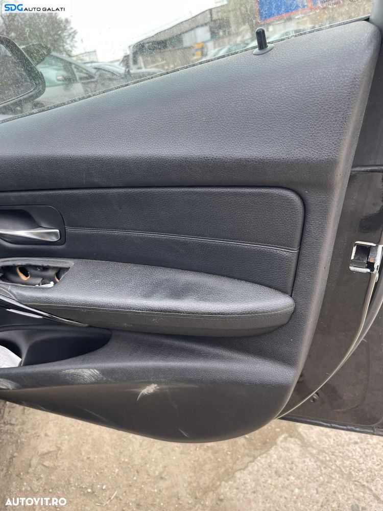 Tapiterie Panou Fata Interioara Piele Usa Portiera Dreapta Fata Pasager BMW Seria 3 F30 F31 2011 - 2019 - 2