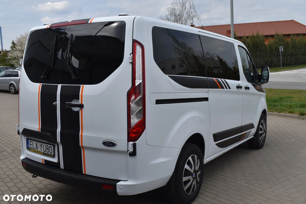Ford Transit Custom - 11