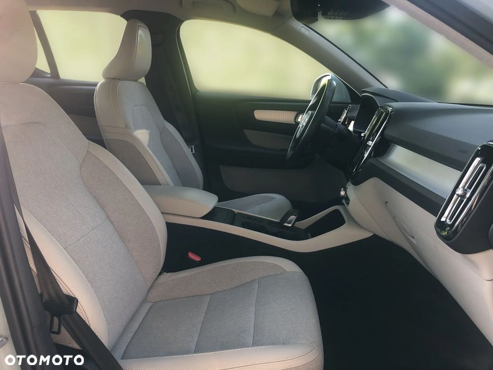 Volvo XC 40 - 21