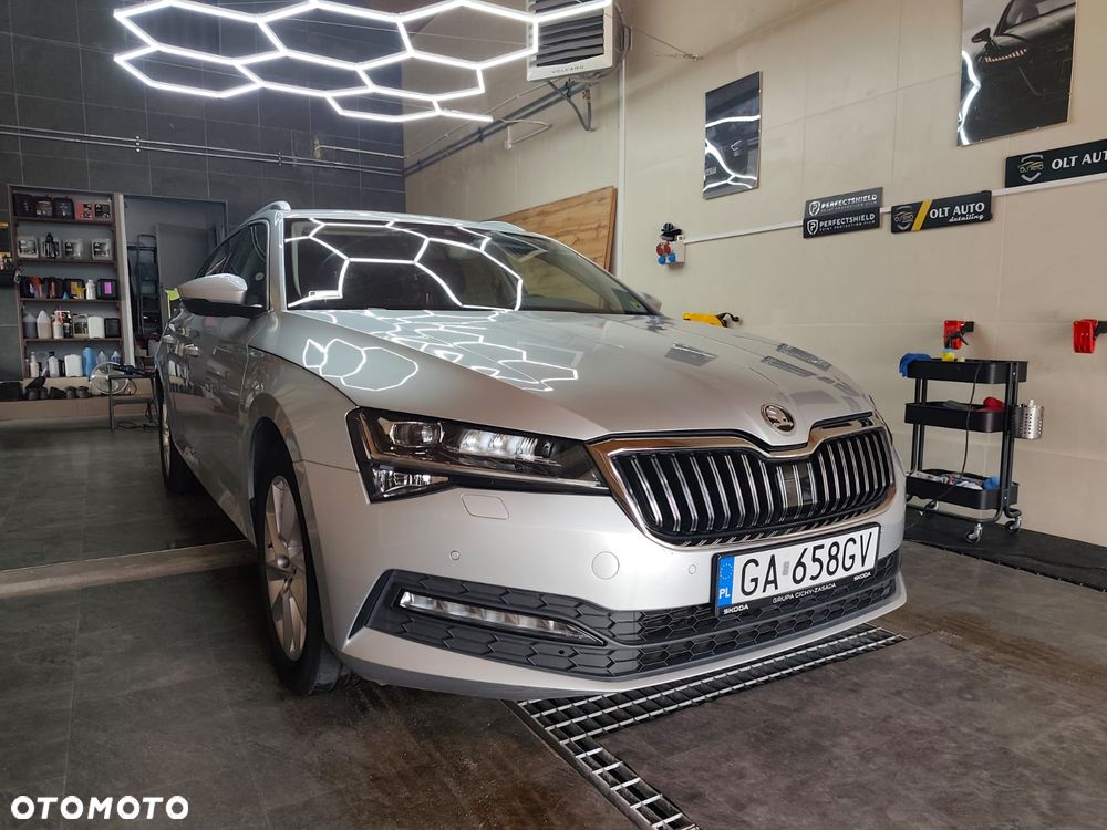 Skoda Superb 1.5 TSI Ambition DSG - 20