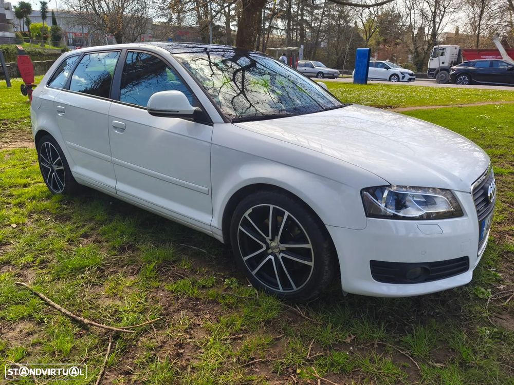 Audi A3 Sportback 2.0 TDi S-line quattro - 9