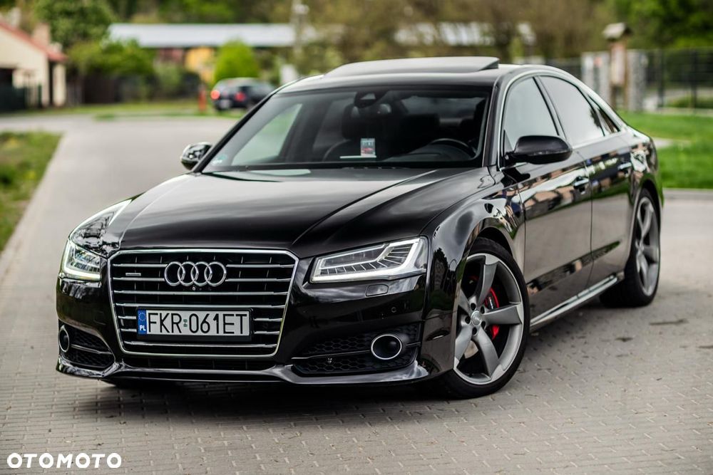 Audi A8 - 7