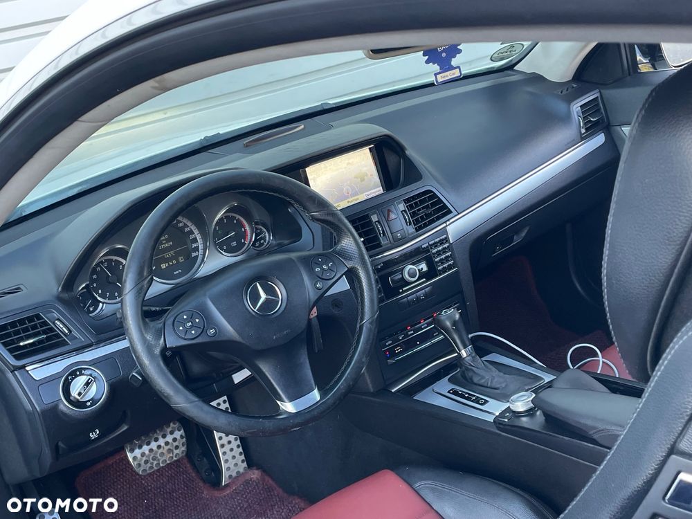 Mercedes-Benz Klasa E 250 CDI 7G-TRONIC - 19