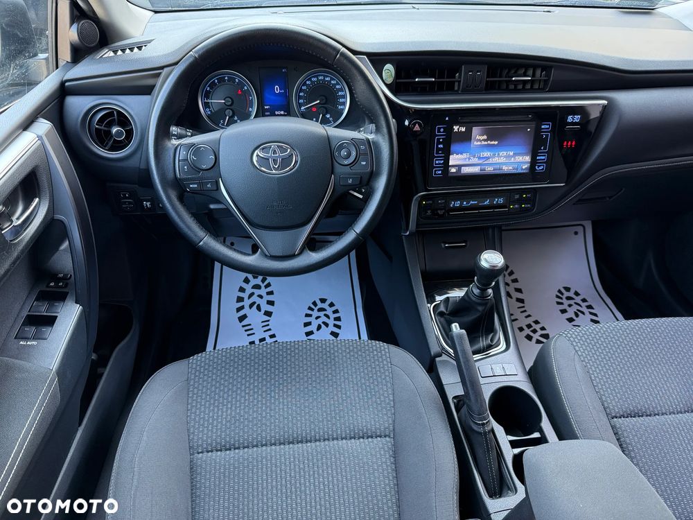 Toyota Corolla 1.6 Comfort - 4
